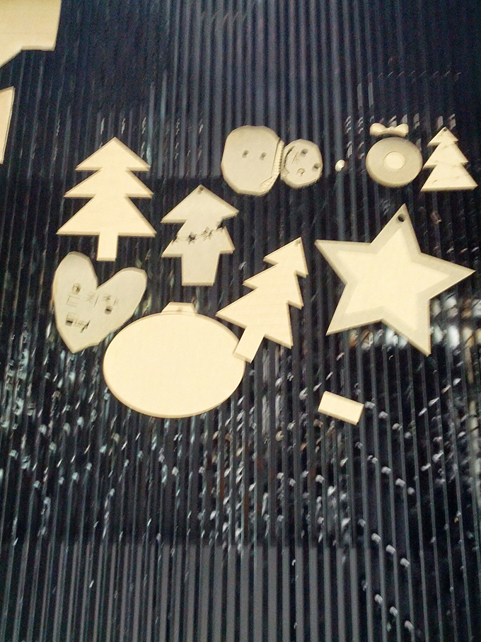 Ornaments Cut